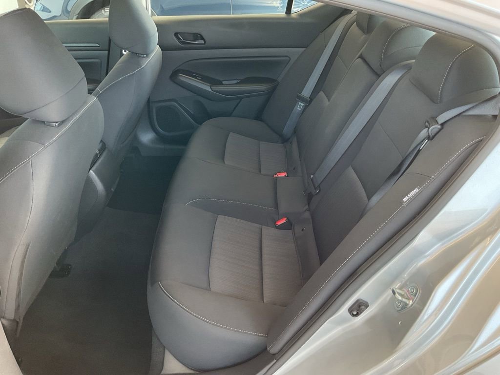 Used 2024 Nissan Altima 2.5 SV AWD/4WD image 20