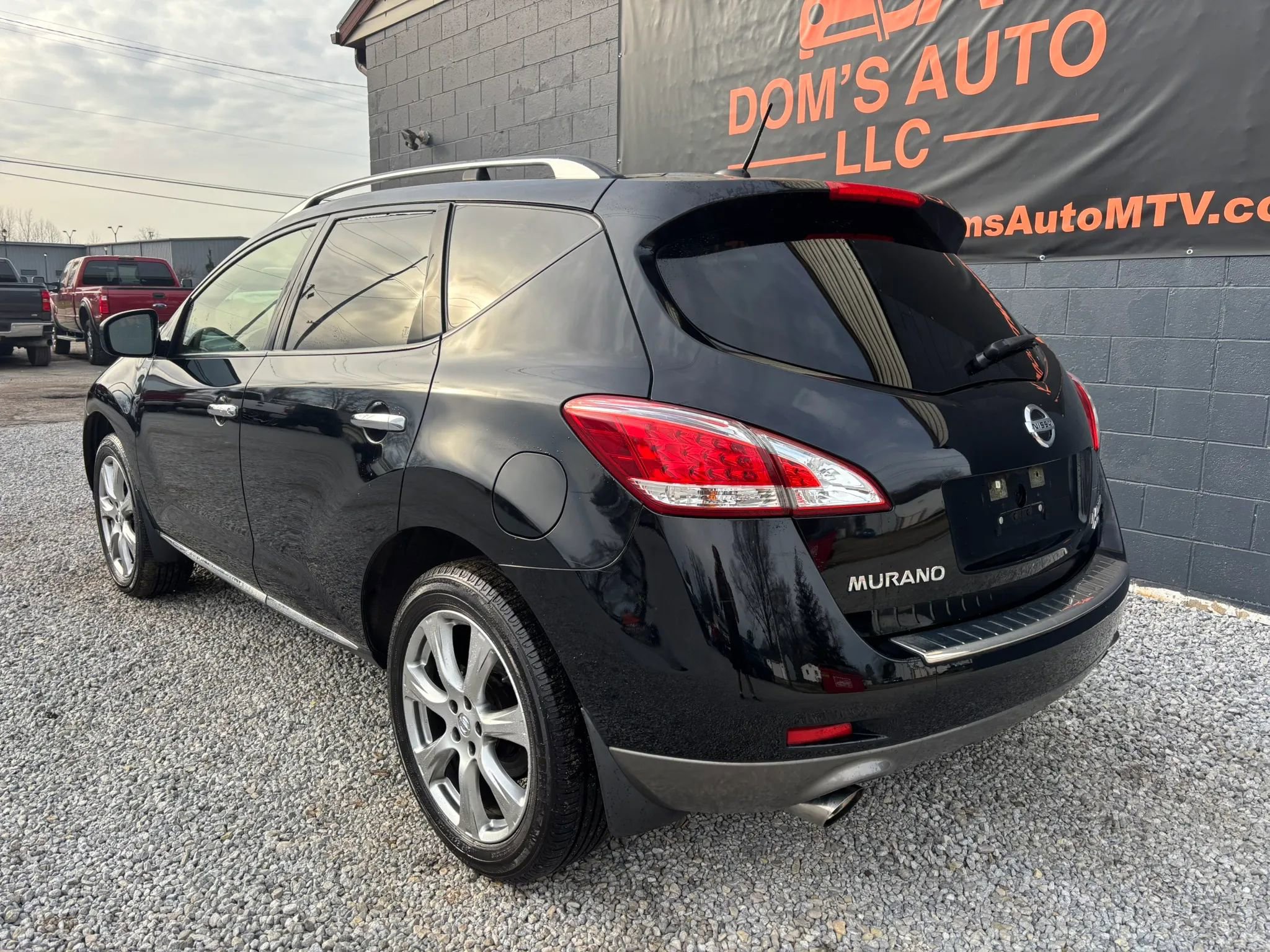 Used 2012 Nissan Murano LE w/ Platinum Pkg image 3