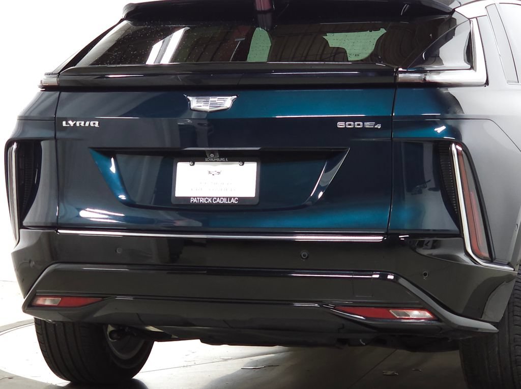 Certified 2024 Cadillac Lyriq Tech w/ Driver Assist Package AWD/4WD image 8