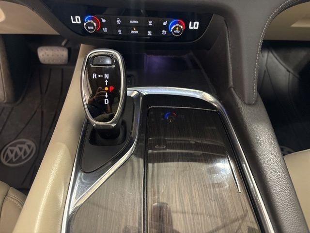 Used 2020 Buick Enclave Premium w/ Sun and Sites Package AWD/4WD image 18