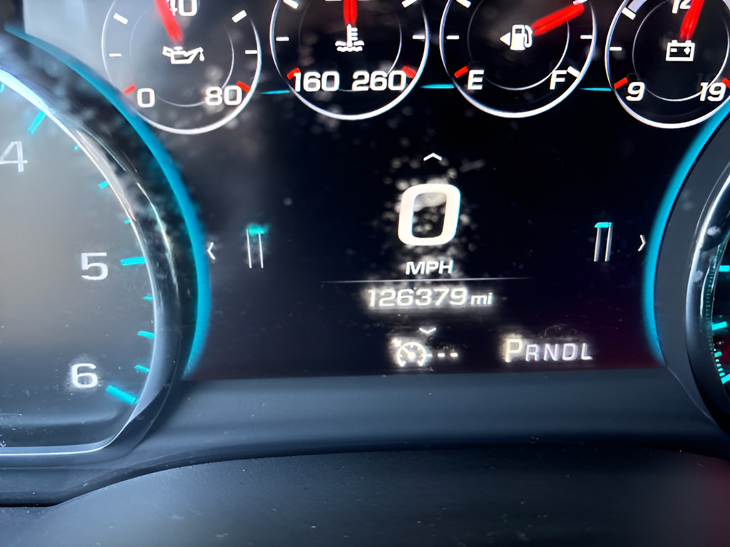 Used 2017 Chevrolet Suburban Premier RWD image 22