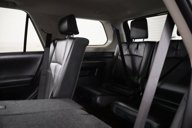 Certified 2024 Toyota 4Runner SR5 Premium w/ Moonroof Package AWD/4WD image 32