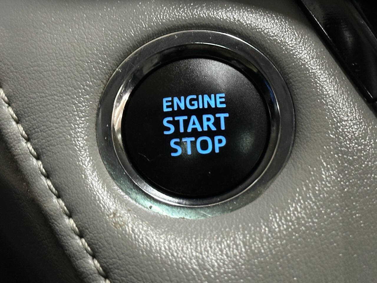 Used 2014 Toyota RAV4 Limited w/ Technology Package image 50