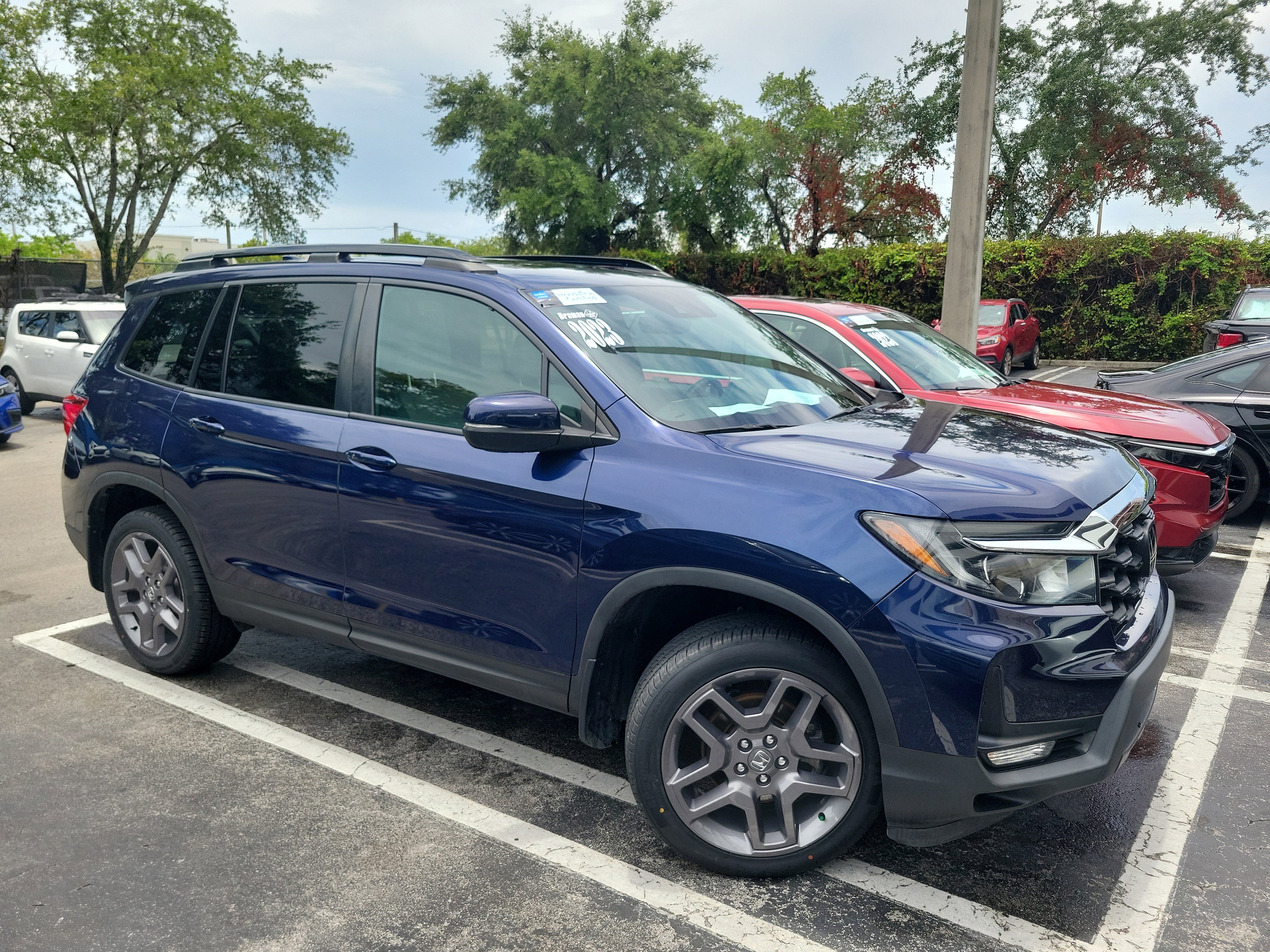 Certified 2023 Honda Passport EX-L image 3
