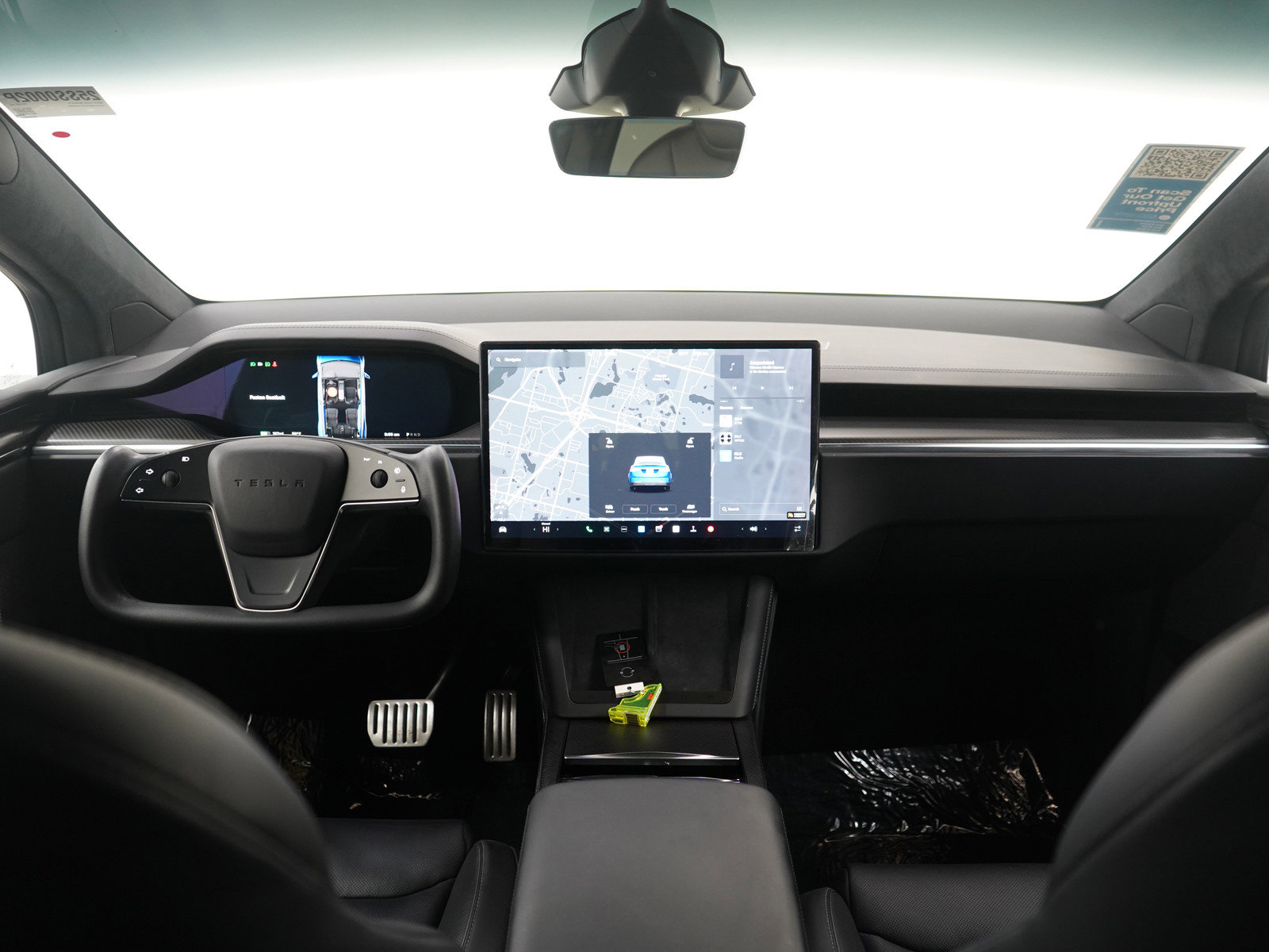 Used 2023 Tesla Model X Plaid image 16