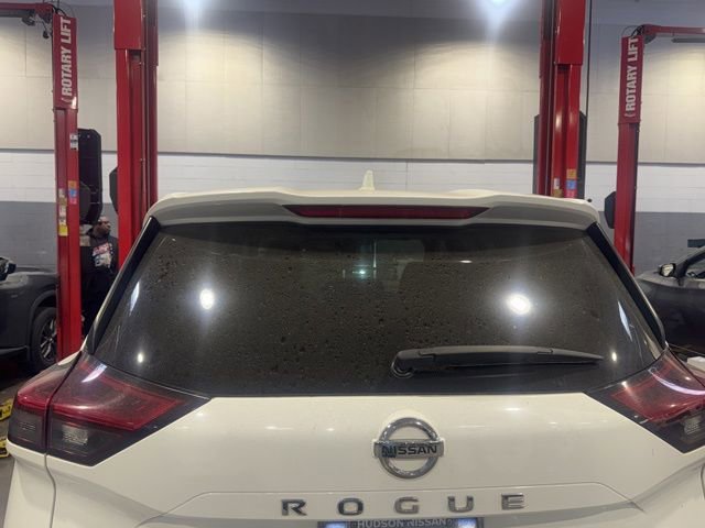 Used 2021 Nissan Rogue S FWD image 7