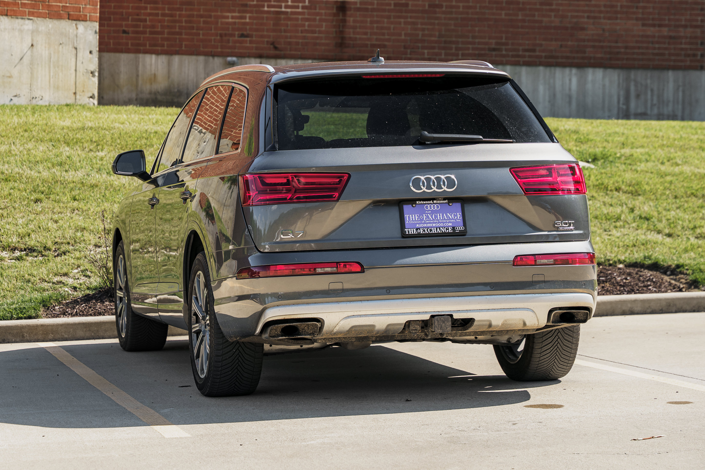 Used 2018 Audi Q7 3.0T Premium Plus w/ Premium Plus Package AWD/4WD image 4