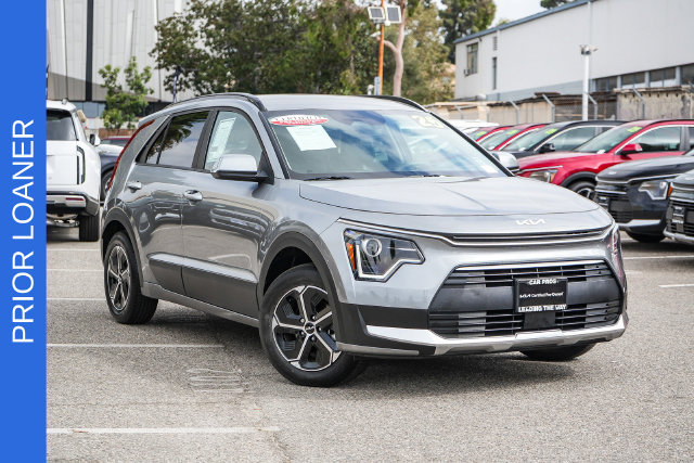 Certified 2025 Kia Niro EX