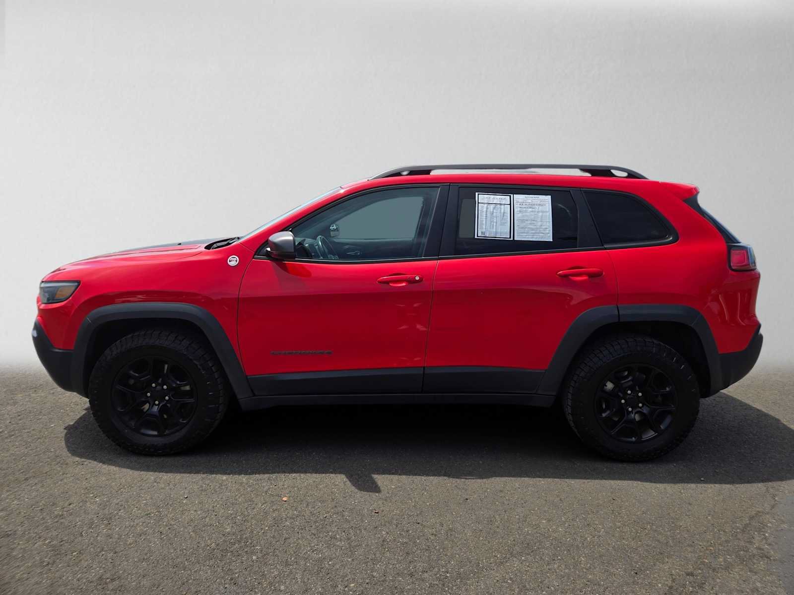 Used 2019 Jeep Cherokee Trailhawk w/ Comfort/Convenience Group AWD/4WD image 7