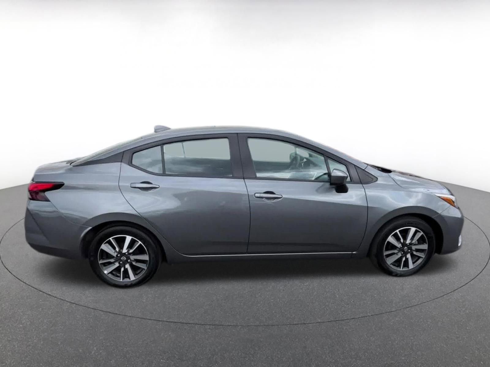 Used 2025 Nissan Versa SV FWD image 16