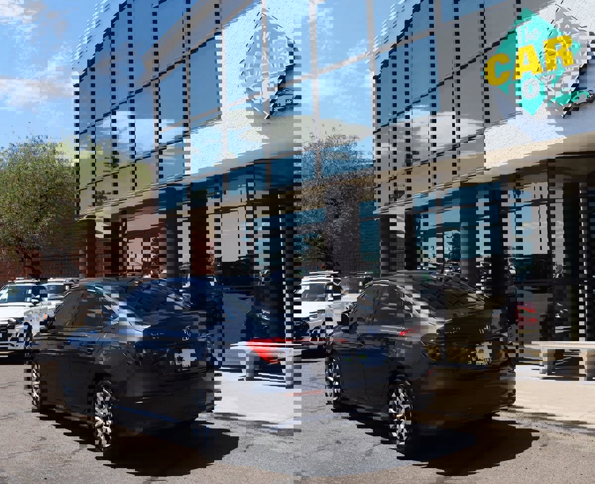 Used 2024 Honda Civic LX image 9