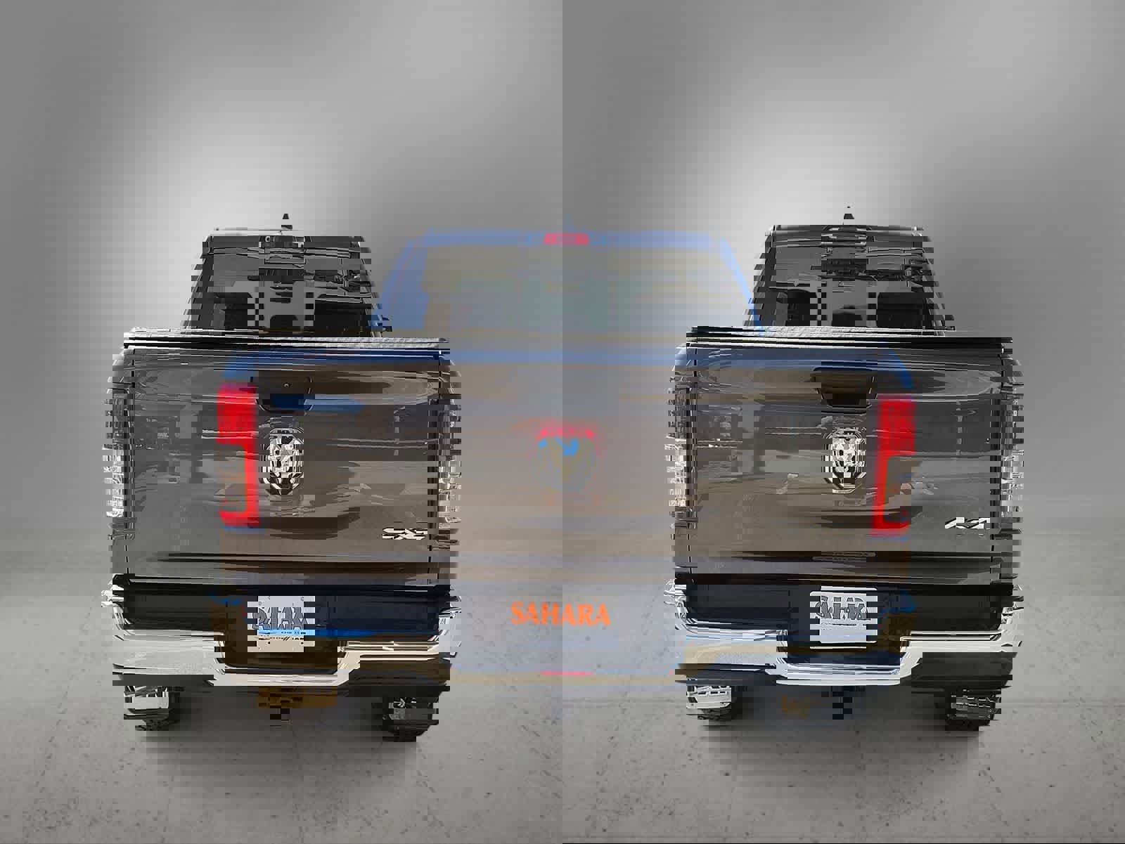 Used 2021 RAM 1500 Tradesman w/ SXT Appearance Group image 8