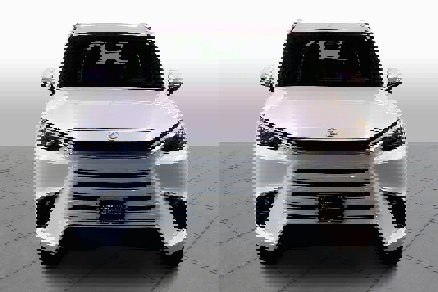 Certified 2025 Lexus TX 350 AWD w/ Accessory Package (Z1) image 4