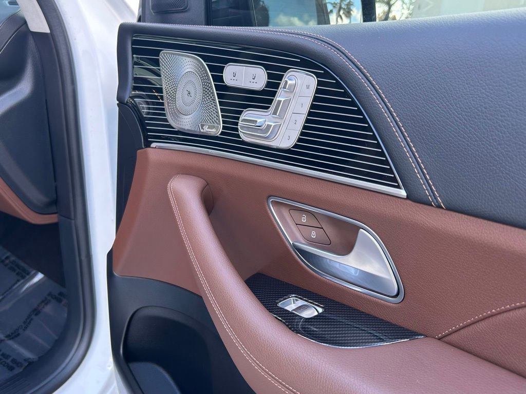 Used 2024 Mercedes-Benz GLS 580 4MATIC w/ Warmth & Comfort Package image 38