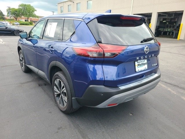 Used 2021 Nissan Rogue SV AWD/4WD image 2
