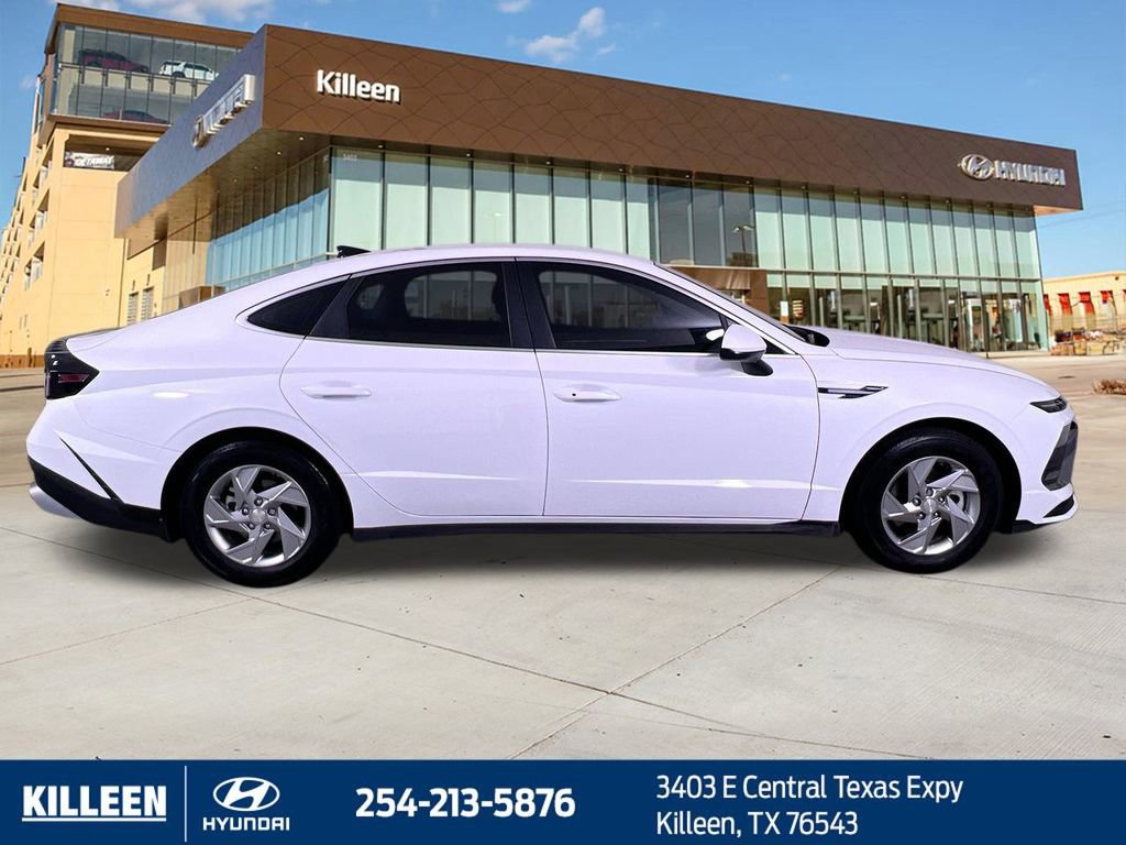 Used 2025 Hyundai Sonata SE image 10