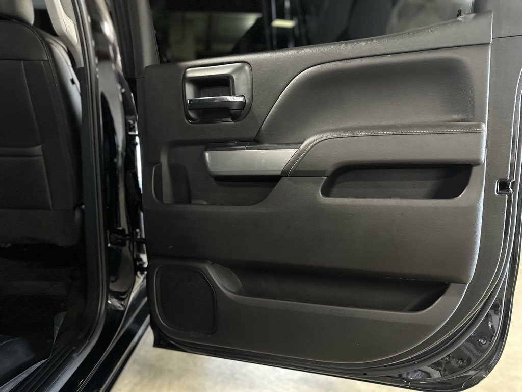 Used 2016 Chevrolet Silverado 2500 LT w/ Midnight Edition image 21