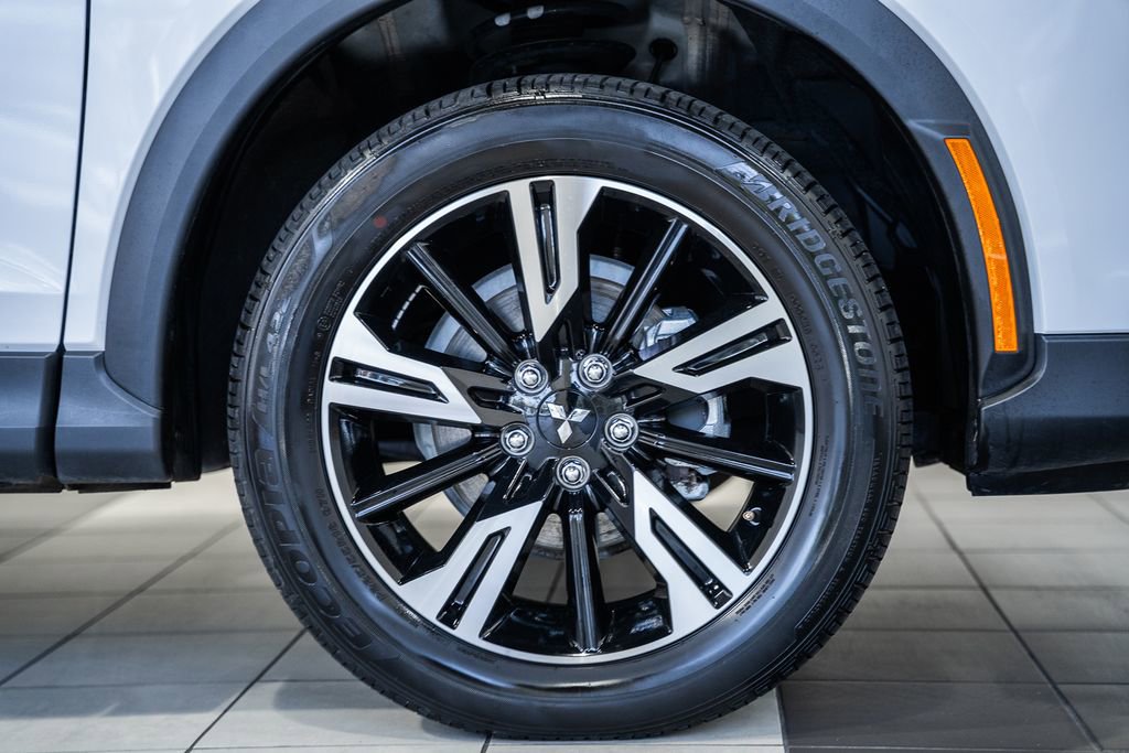 Used 2025 Mitsubishi Eclipse Cross SE image 19