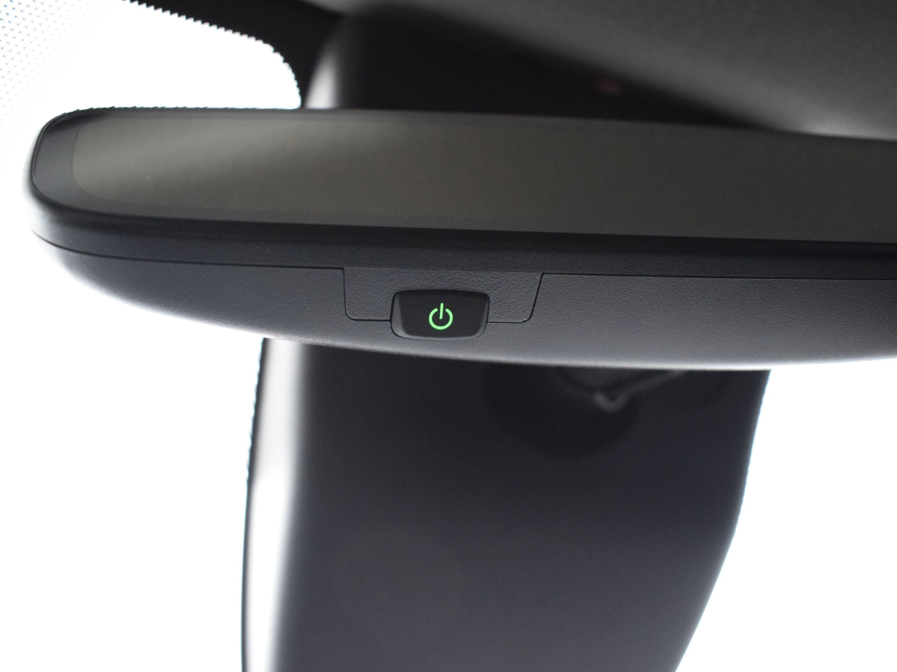 Used 2022 Toyota Corolla Cross XLE image 18