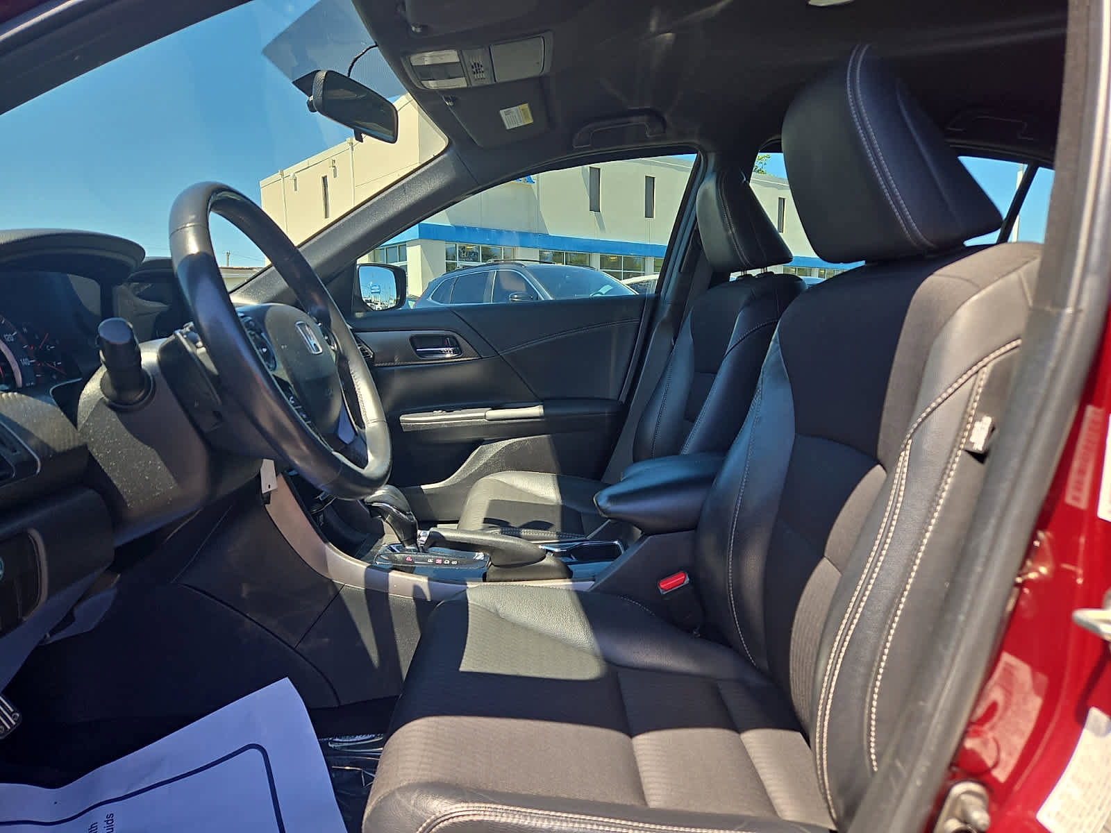 Used 2017 Honda Accord Sport image 14