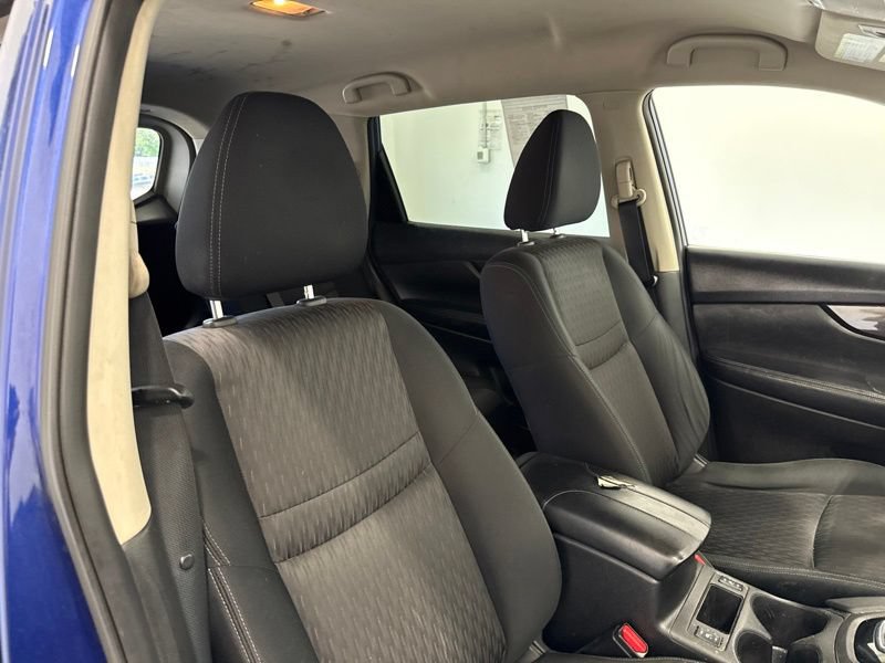 Used 2019 Nissan Rogue S w/ Special Edition Package AWD/4WD image 12