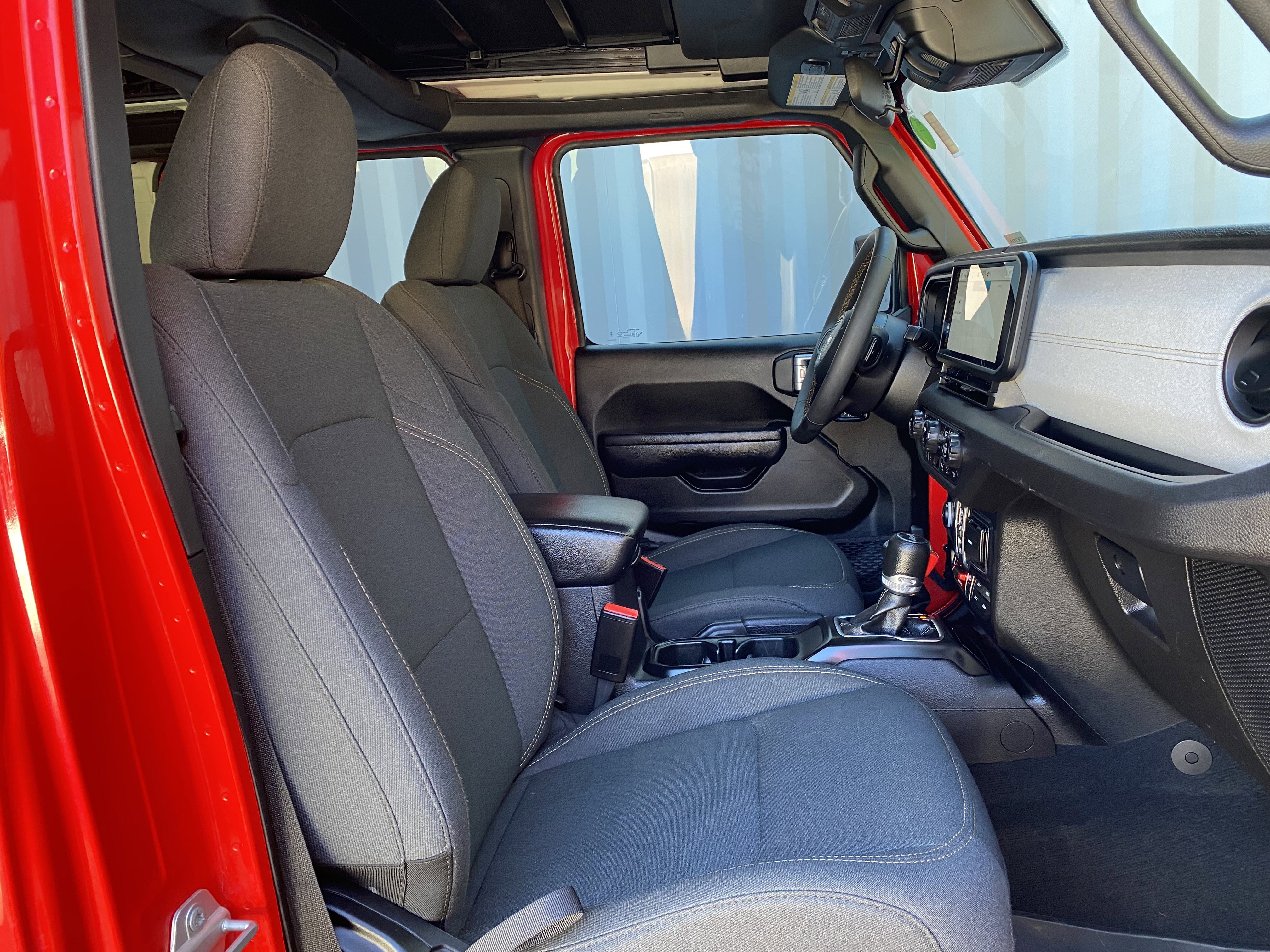 Used 2024 Jeep Wrangler Willys image 35