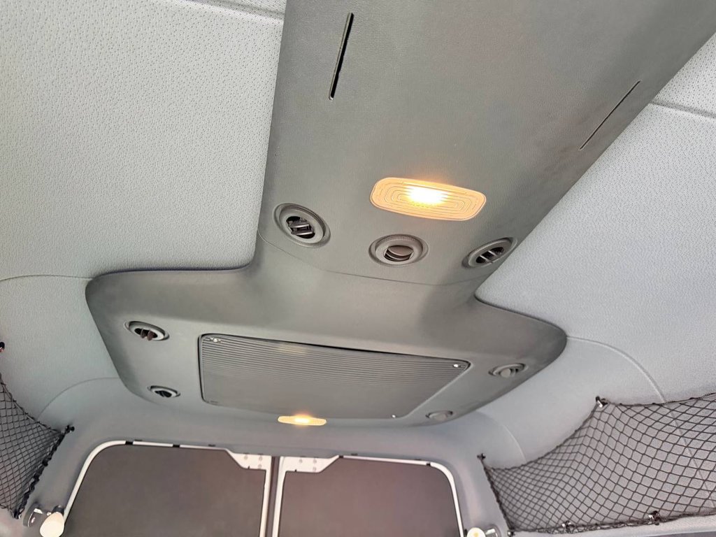 Used 2019 Mercedes-Benz Sprinter 2500 image 44