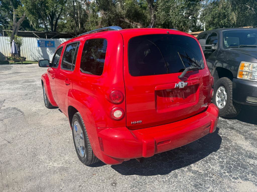 Used 2011 Chevrolet HHR LT FWD image 5