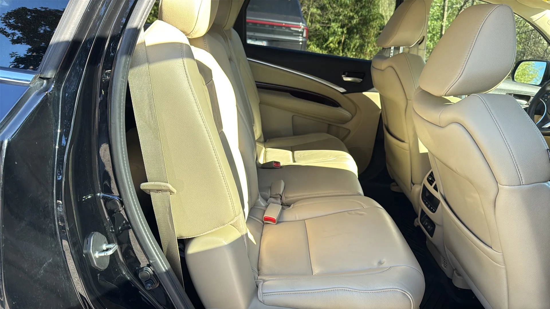 Used 2018 Acura MDX FWD w/ Technology Package image 13