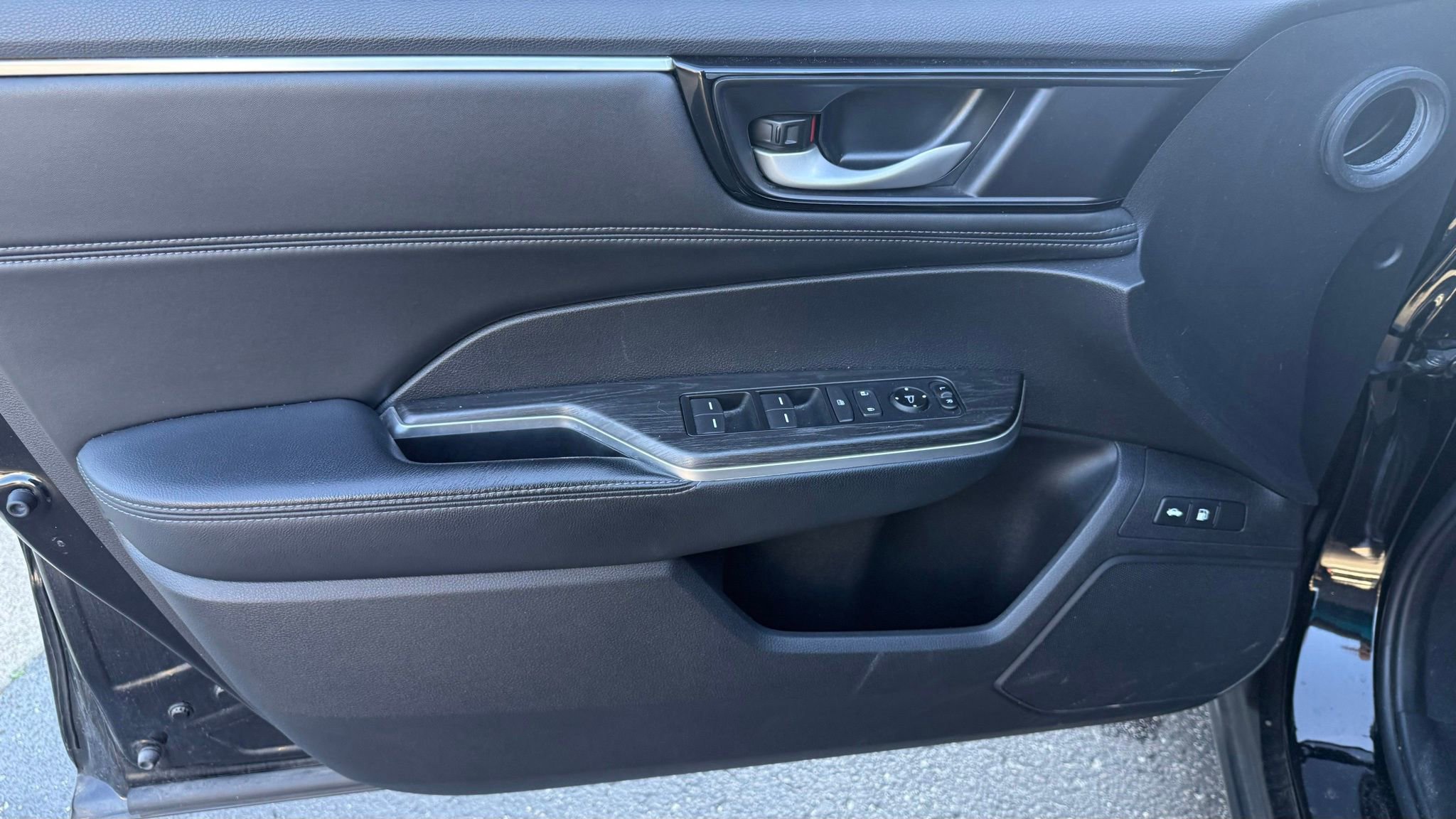 Used 2018 Honda Clarity Plug-In Hybrid image 24