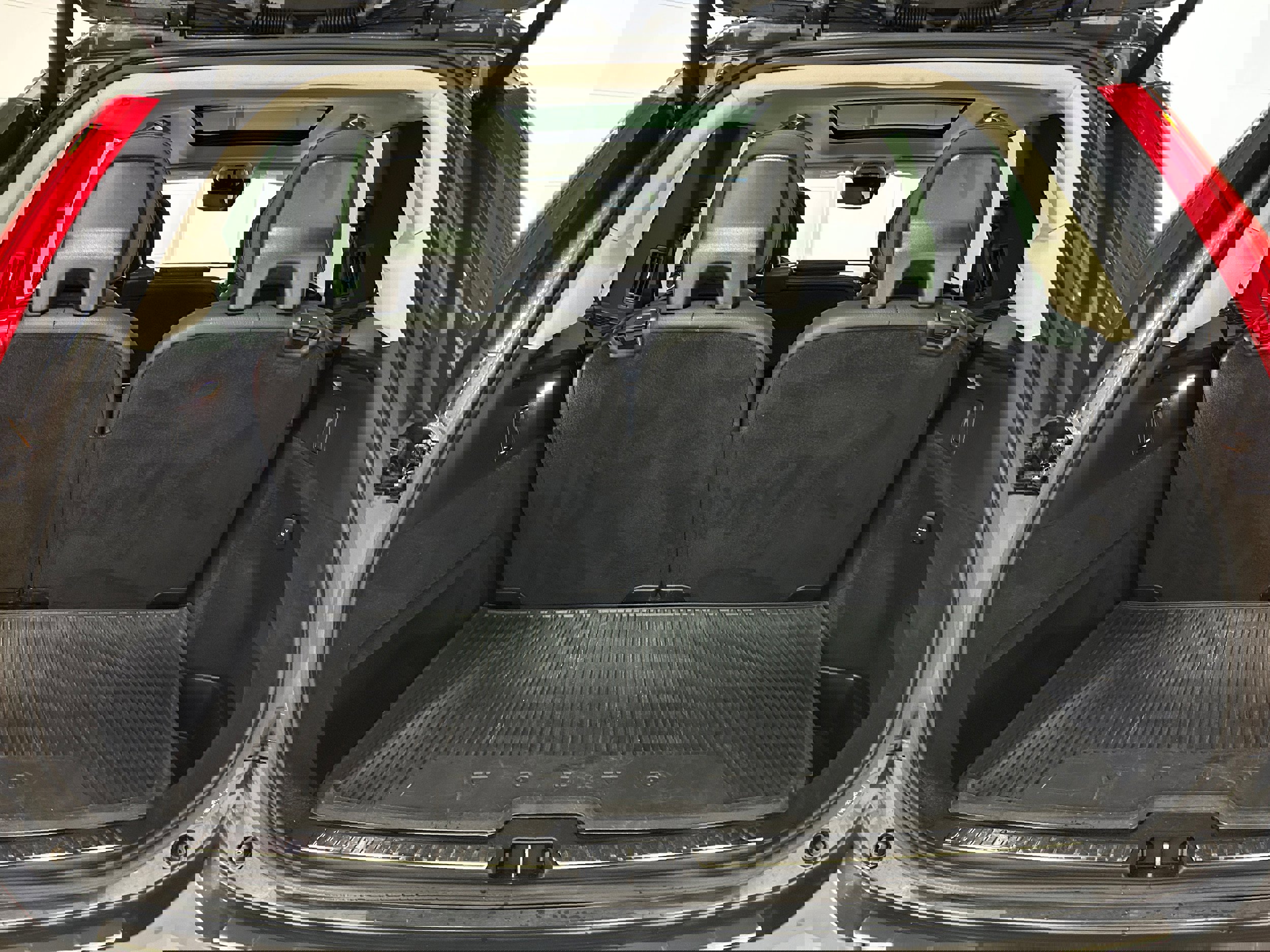 Used 2022 Volvo XC90 T8 Inscription Expression w/ Climate Package AWD/4WD image 32