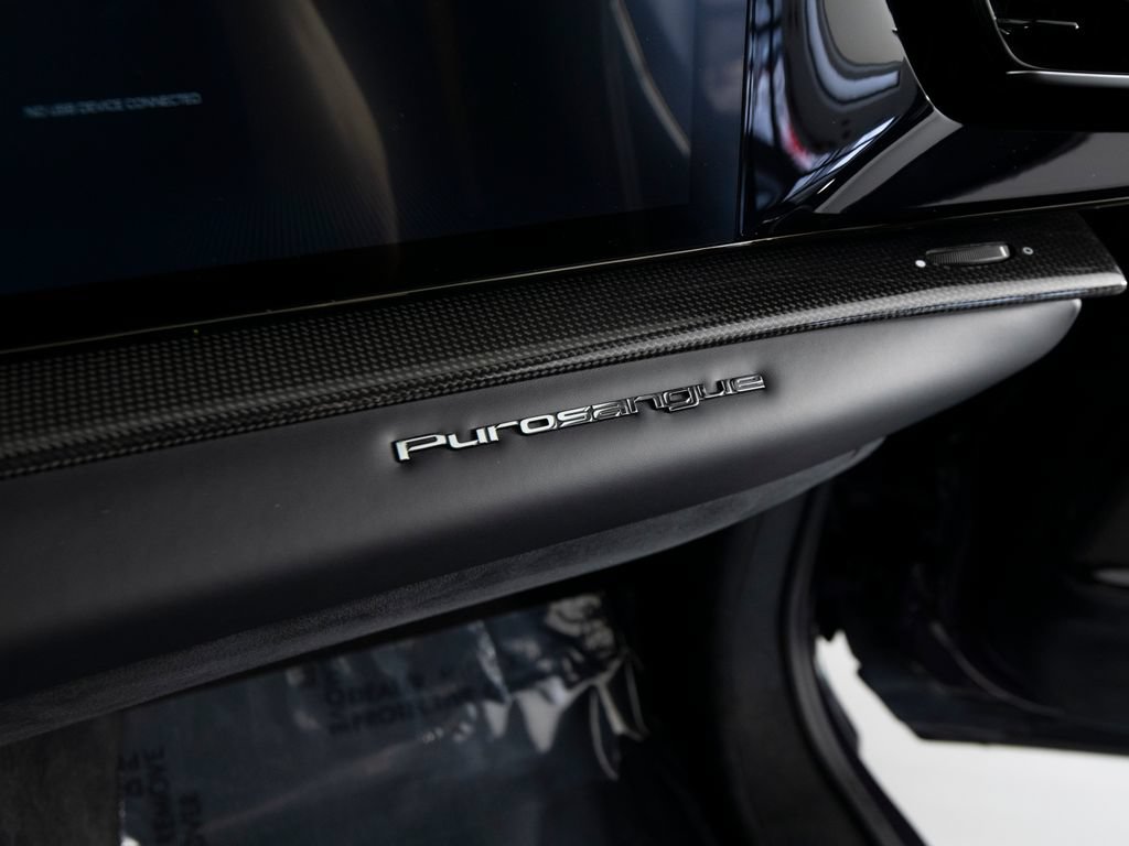 Used 2025 Ferrari Purosangue AWD/4WD image 28