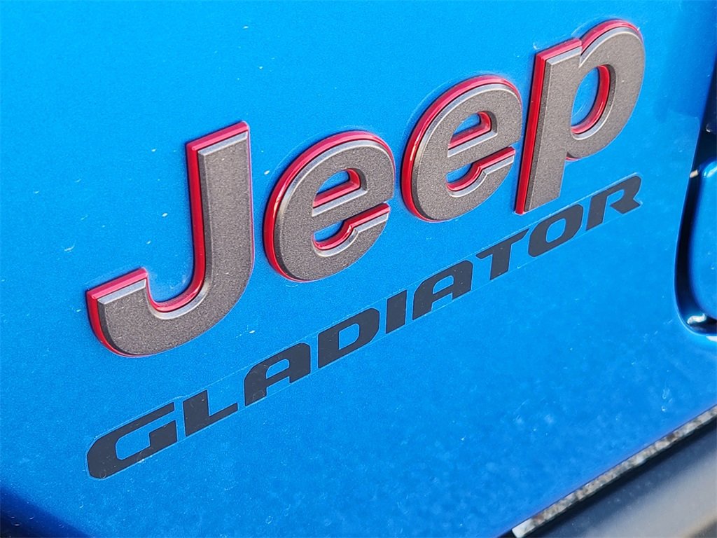 Used 2022 Jeep Gladiator Rubicon w/ Cold Weather Group image 9