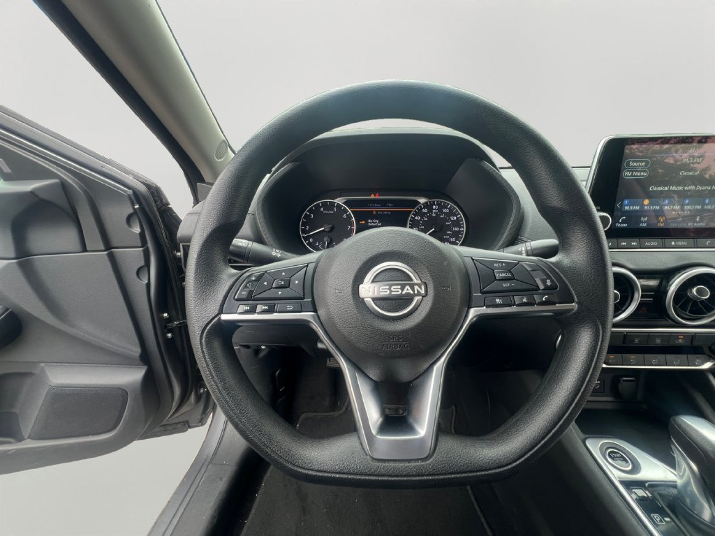 Used 2024 Nissan Sentra SV FWD image 12