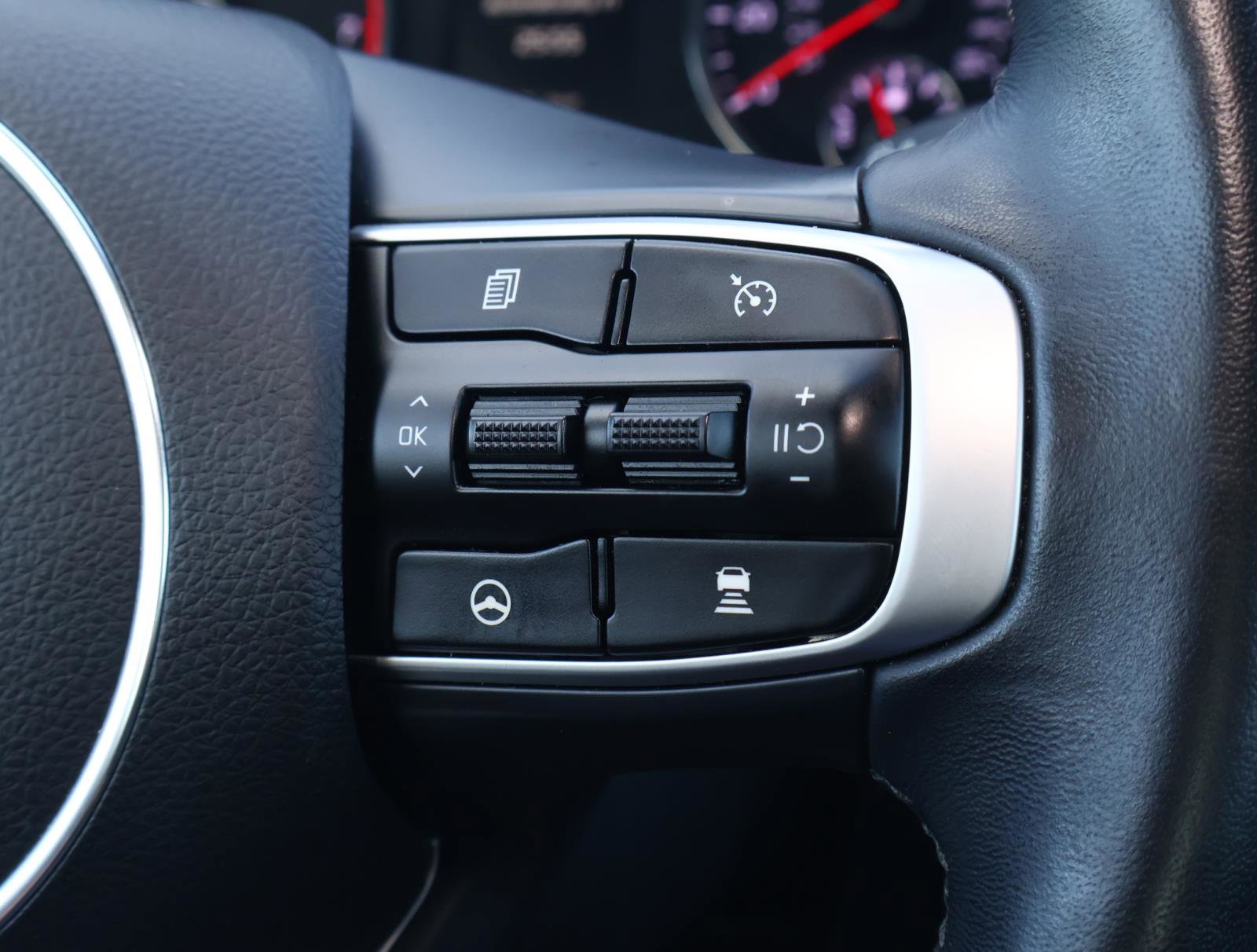 Used 2024 Kia K5 GT-Line image 24