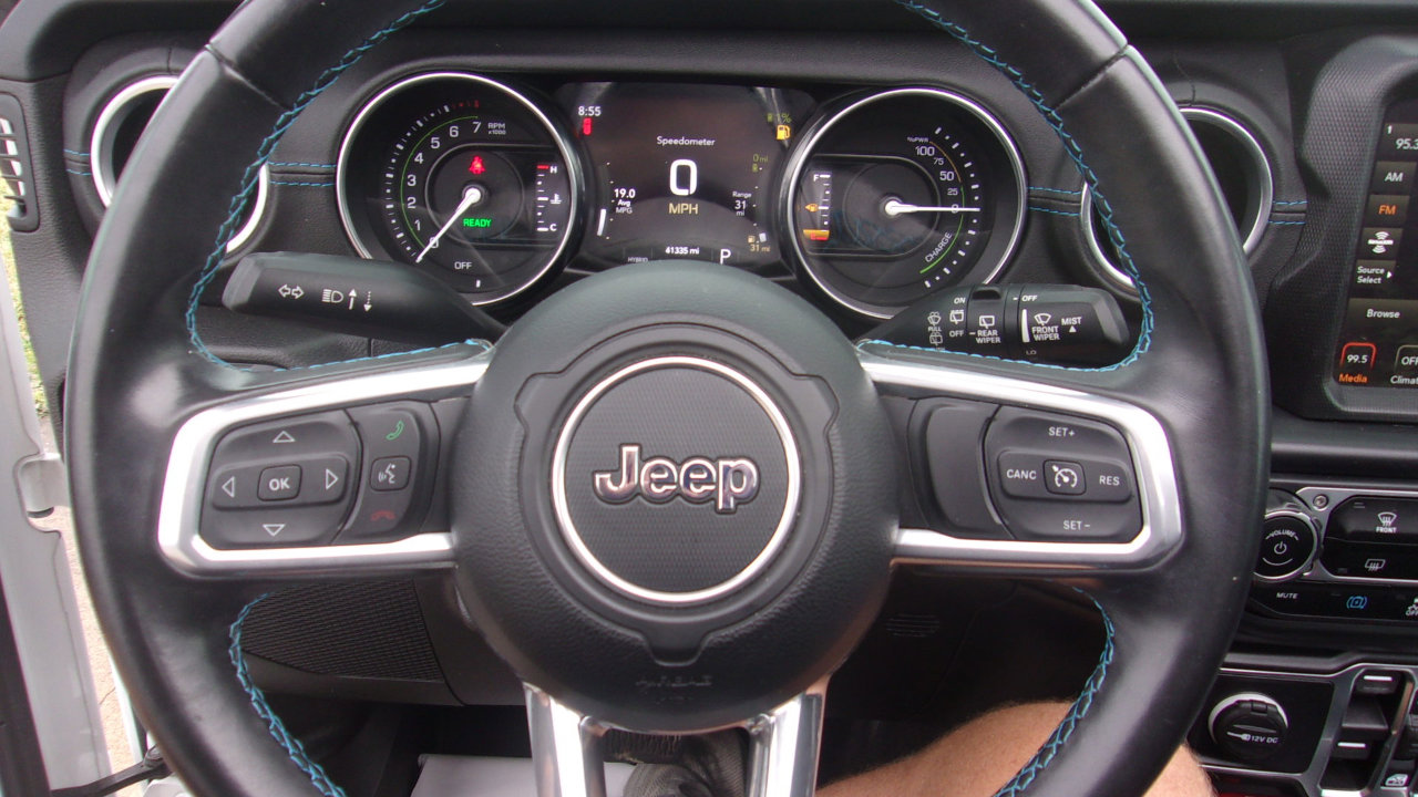 Used 2021 Jeep Wrangler Unlimited Rubicon 4xe w/ Safety Group image 13