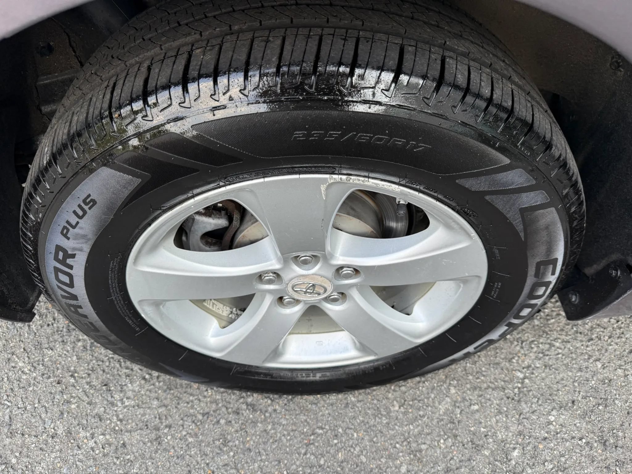 Used 2012 Toyota Sienna LE FWD image 38