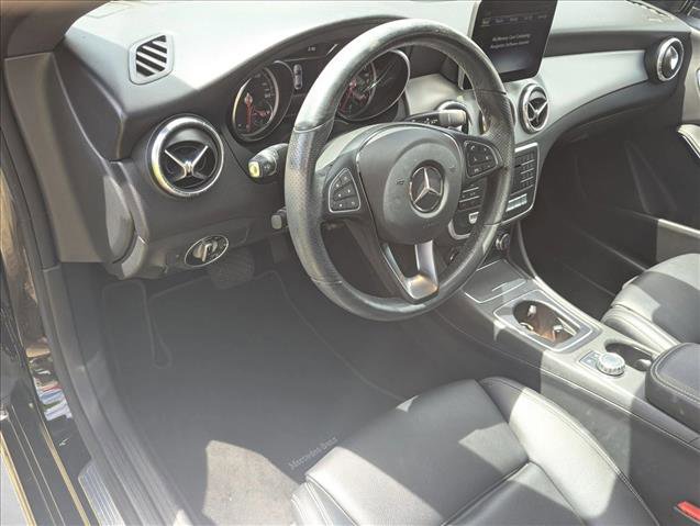 Used 2019 Mercedes-Benz CLA 250 image 3