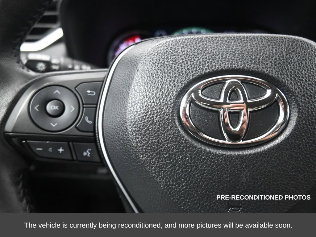 Used 2023 Toyota RAV4 XLE Premium image 28