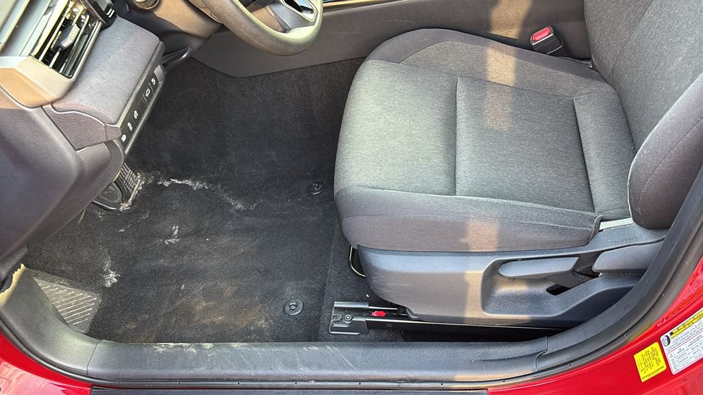 Used 2025 Toyota Camry LE FWD image 25
