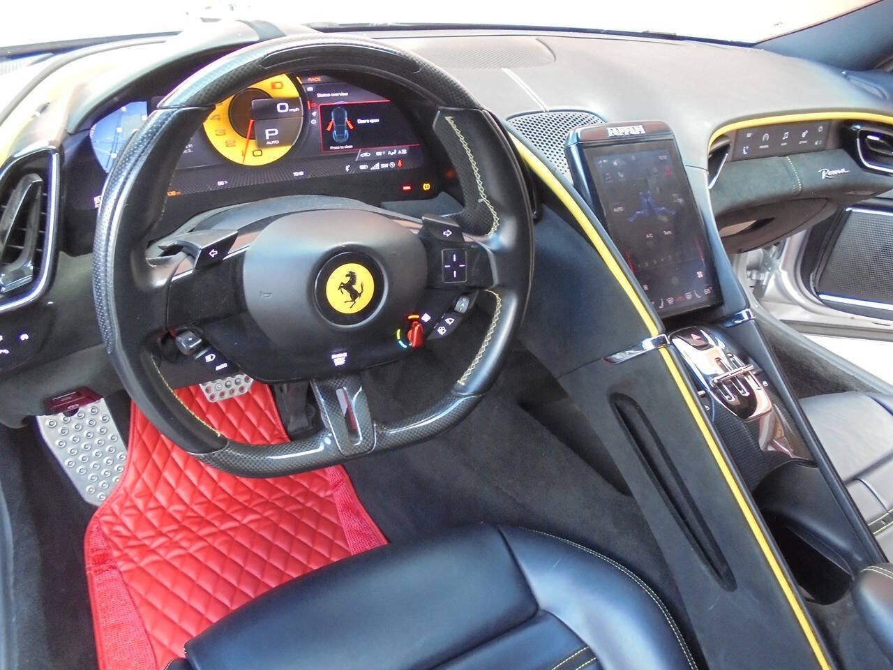 Used 2021 Ferrari Roma RWD image 8