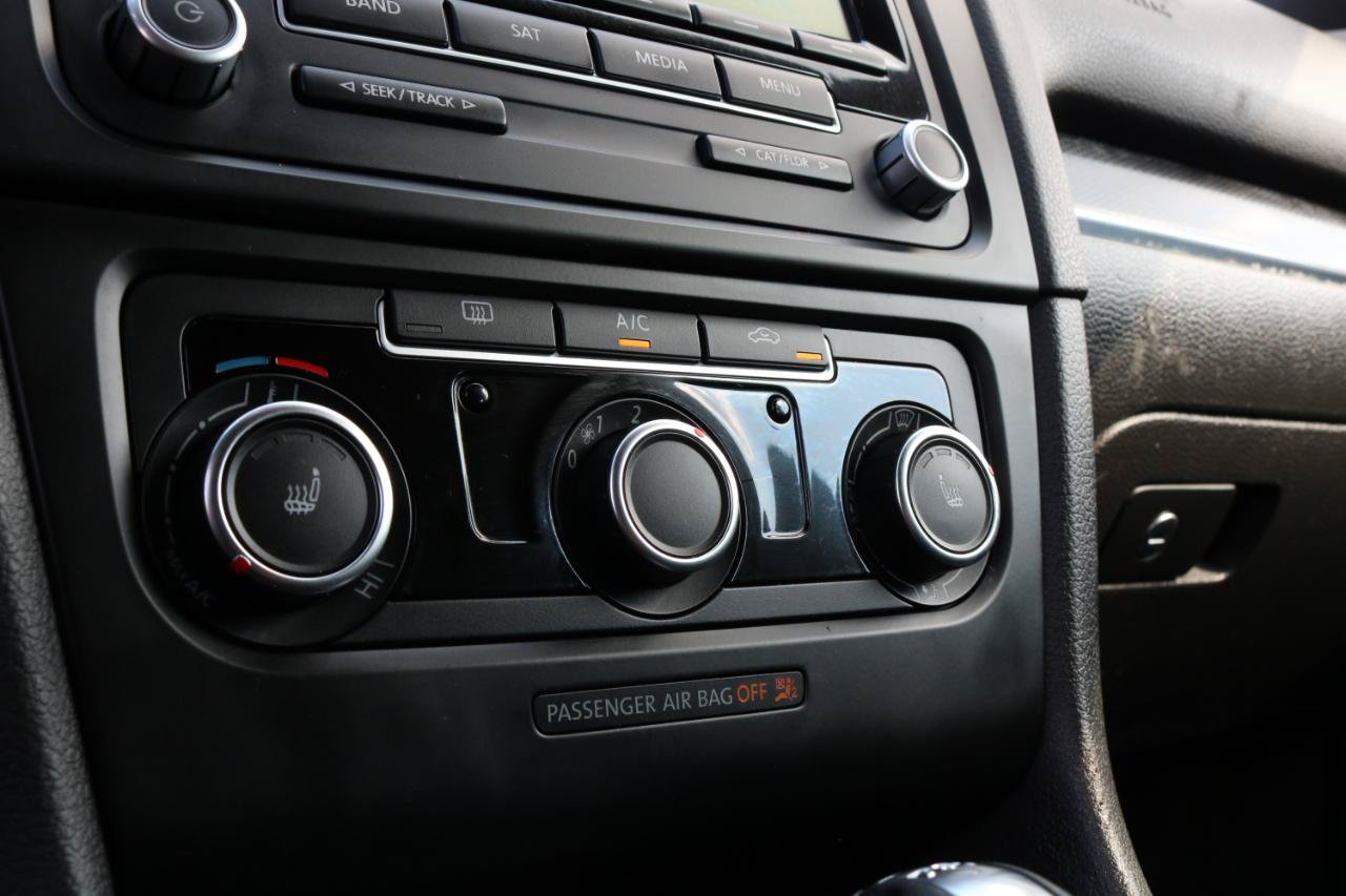 Used 2013 Volkswagen GTI Wolfsburg Edition FWD image 30