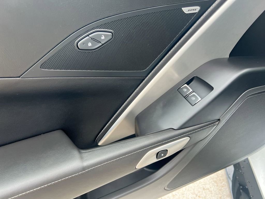 Used 2019 Chevrolet Corvette Z06 RWD image 11