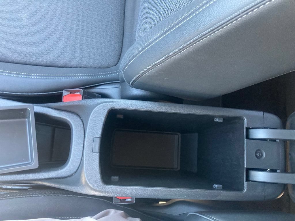 Used 2023 Buick Encore GX Select FWD image 35