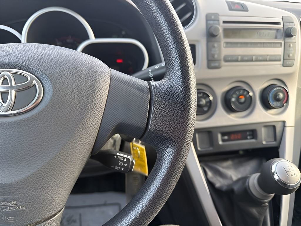 Used 2009 Toyota Matrix image 31