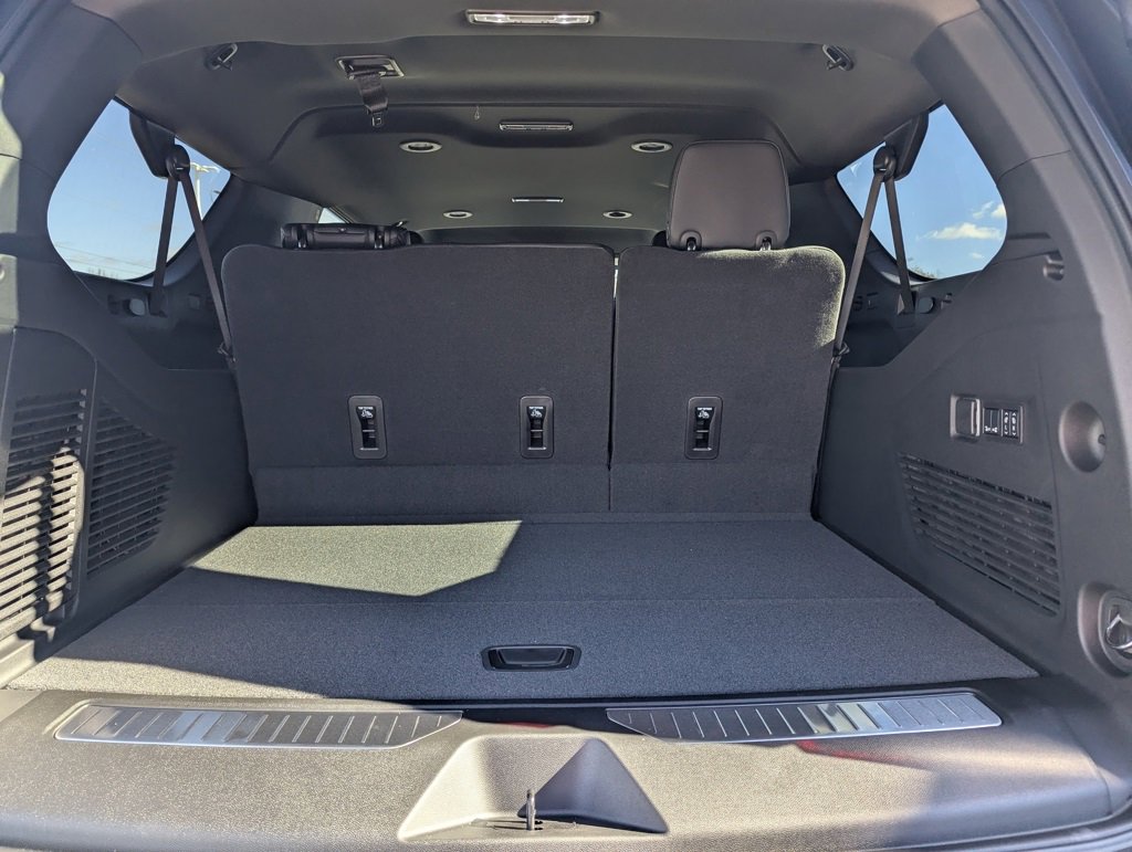 New 2026 GMC Yukon XL Denali image 18