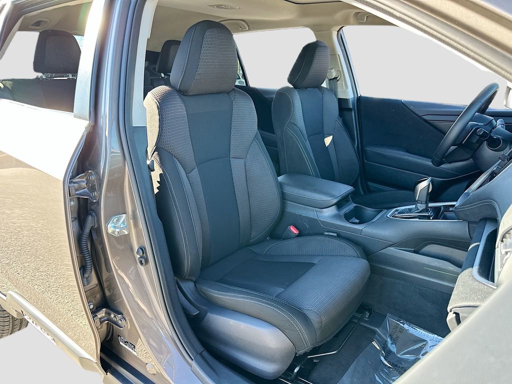 Used 2023 Subaru Outback Premium image 27