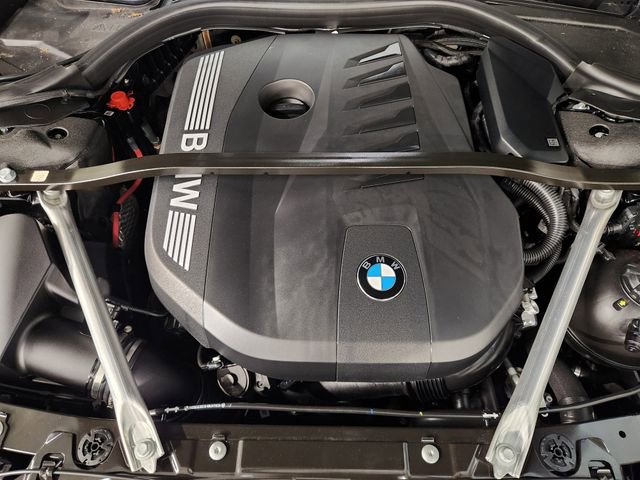 Used 2025 BMW 740i RWD image 34