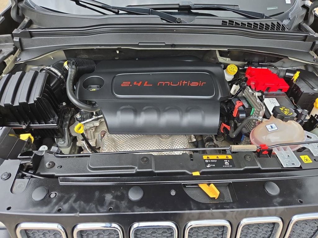 Used 2021 Jeep Renegade Sport image 32