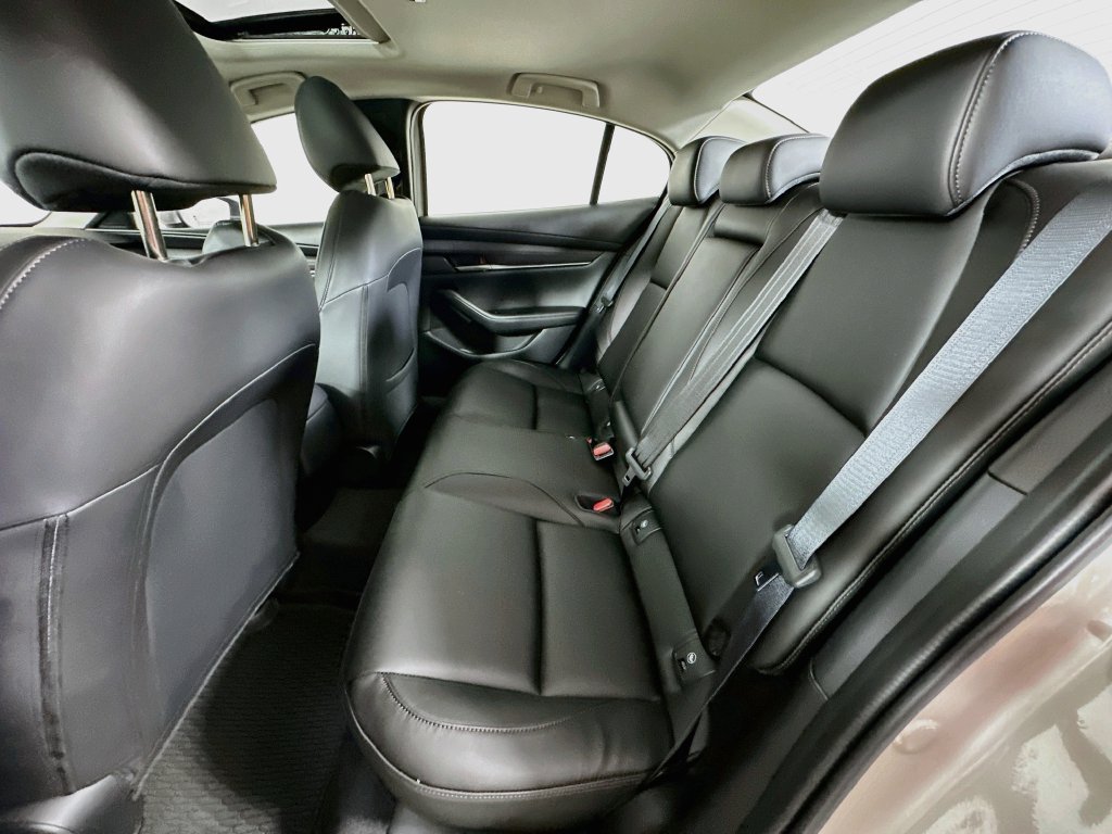 New 2026 MAZDA MAZDA3 2.5 S Sedan w/ Preferred Pkg FWD image 4